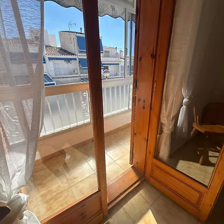 Maison Mitoyenne 3 Chambres, Terrasse, Bbq, Piscine Communautaire Holiday home