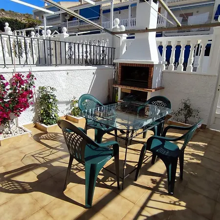 Maison Mitoyenne 3 Chambres, Terrasse, Bbq, Piscine Communautaire