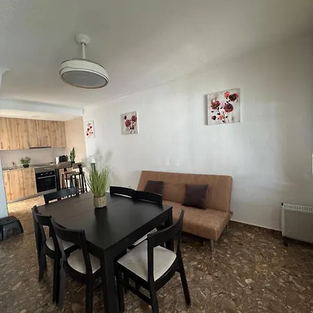 Maison Mitoyenne 3 Chambres, Terrasse, Bbq, Piscine Communautaire *